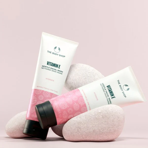 Vitamin E Gentle Facial Wash - Image 6